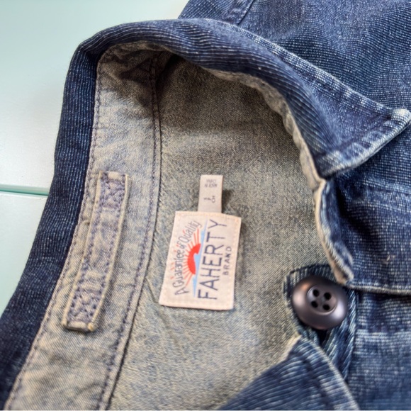 Faherty Dark Denim Overshirt Jacket Small - Picture 8 of 8